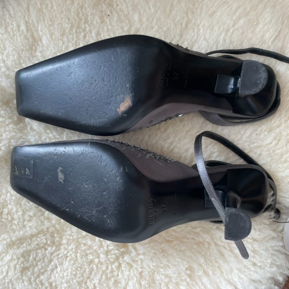 Vintage 1999 Sequin Prada Slingbacks (size EU 37 / US 7) - Picture 9 of 16